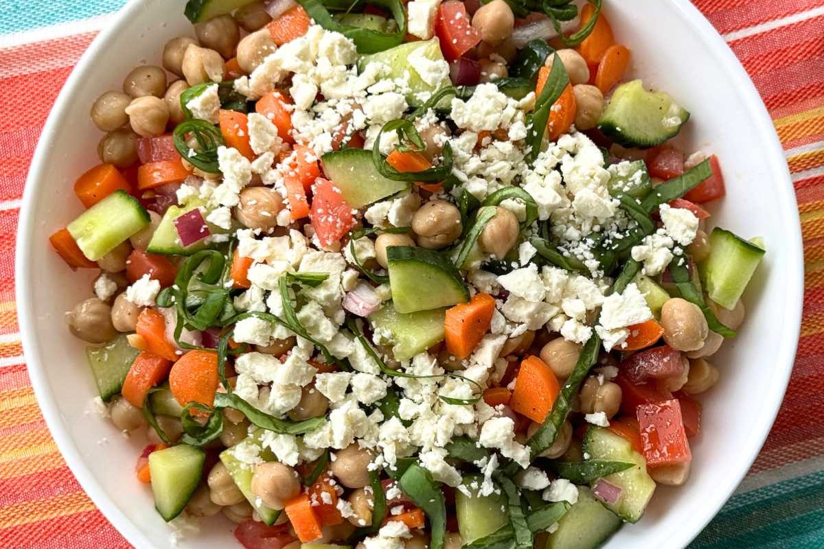 chickpea-and-cucumber-salad-recipe