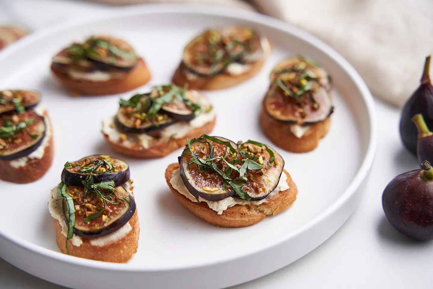 goat-cheese-fig-crostini-recipe