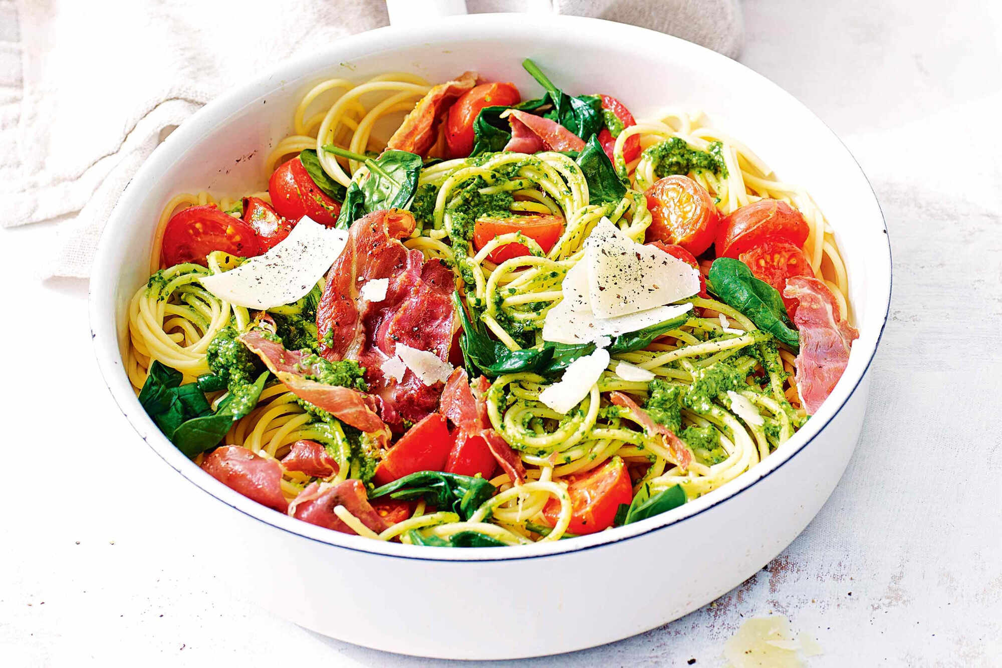 pesto-pasta-with-cherry-tomatoes-recipe