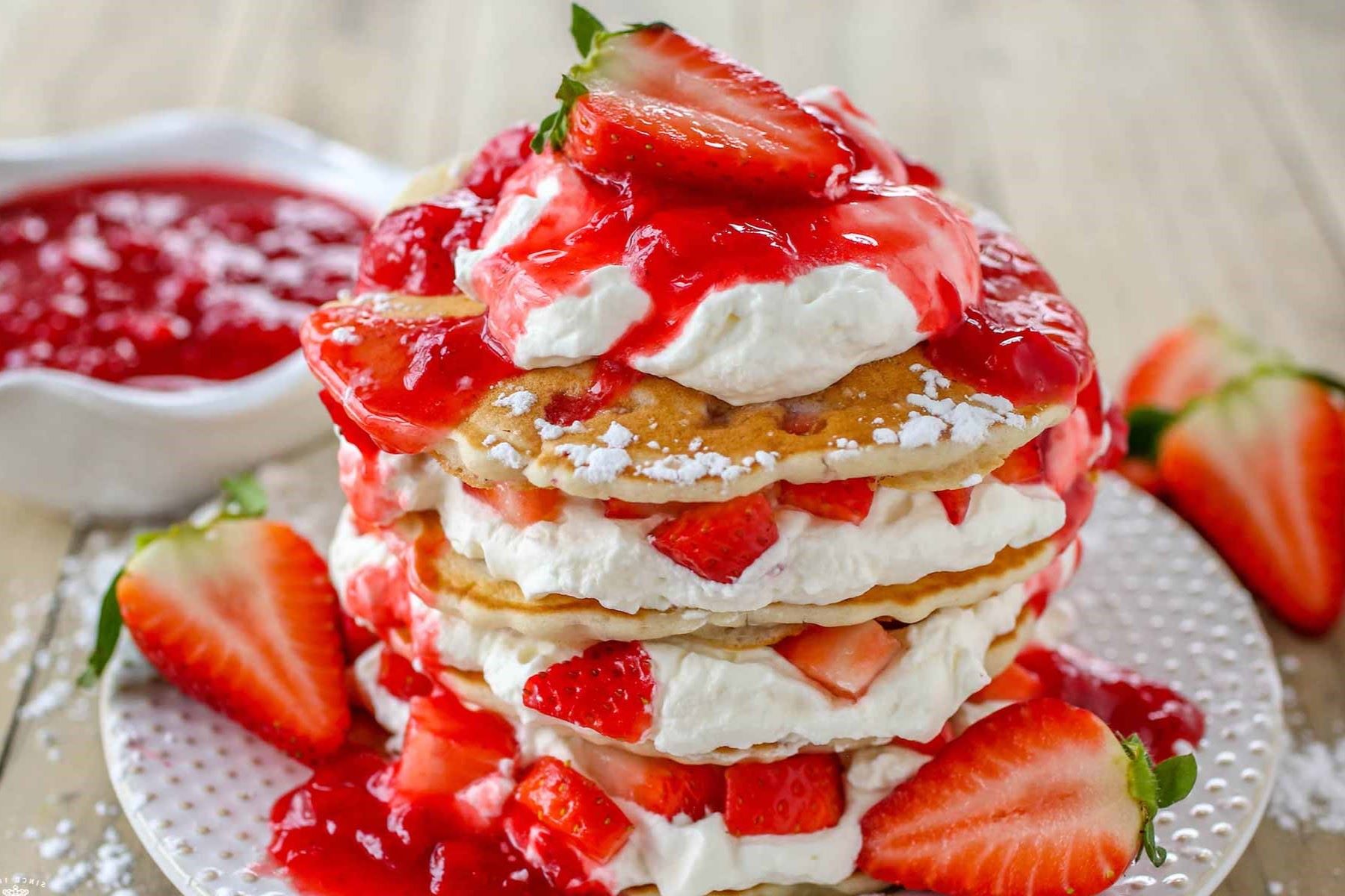 strawberry-shortcake-pancakes-recipe