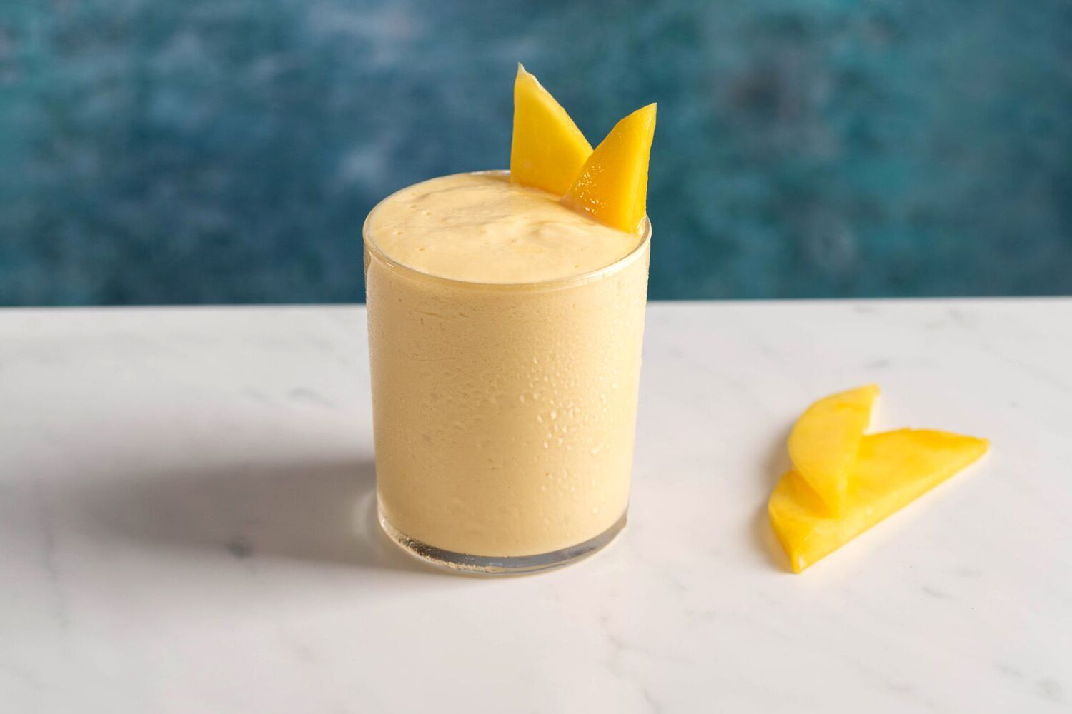 tropical-mango-smoothie-recipe