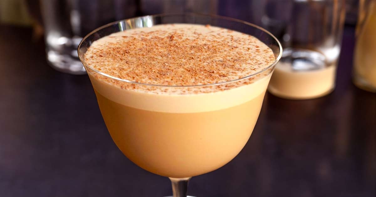 baileys-flat-white-martini-recipe