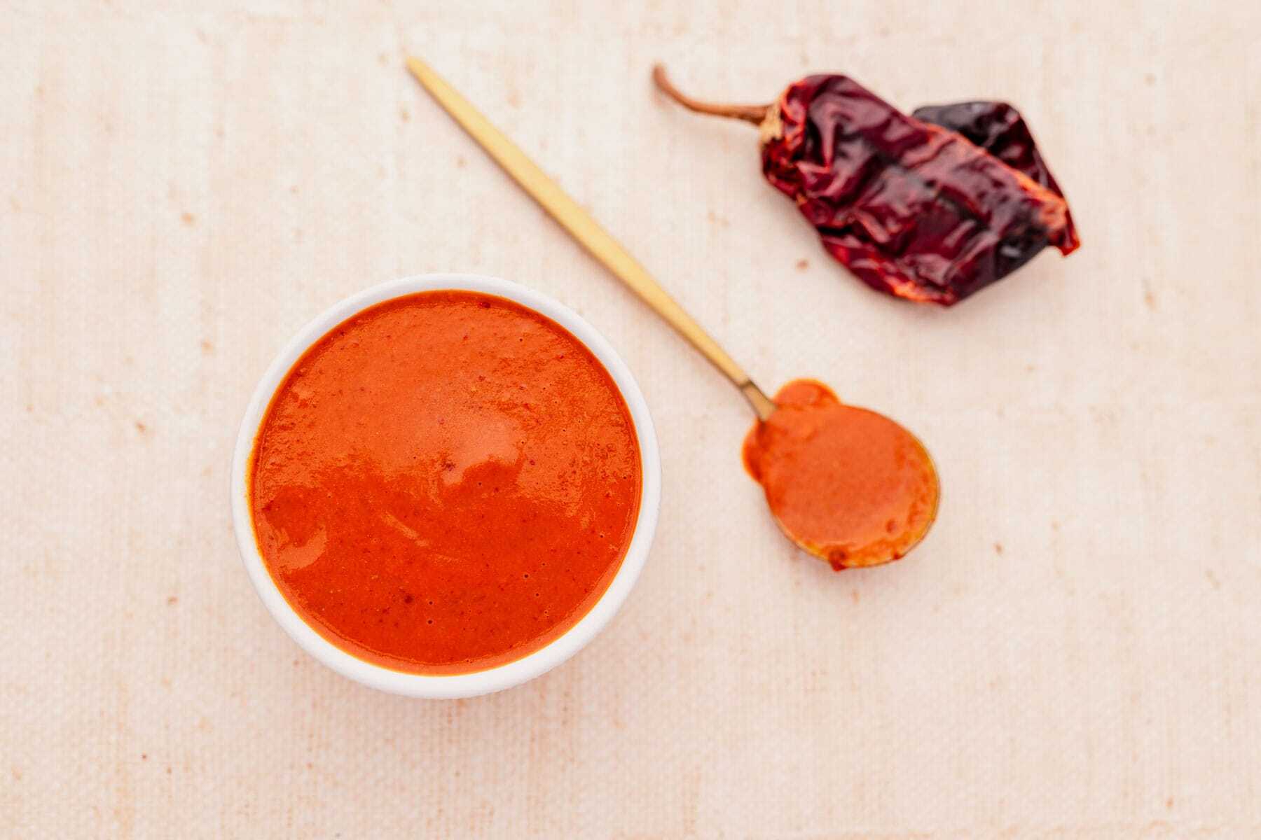 canary-island-red-mojo-sauce-recipe