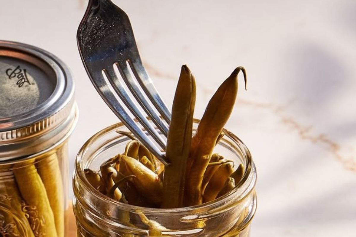 crisp-pickled-green-beans-recipe