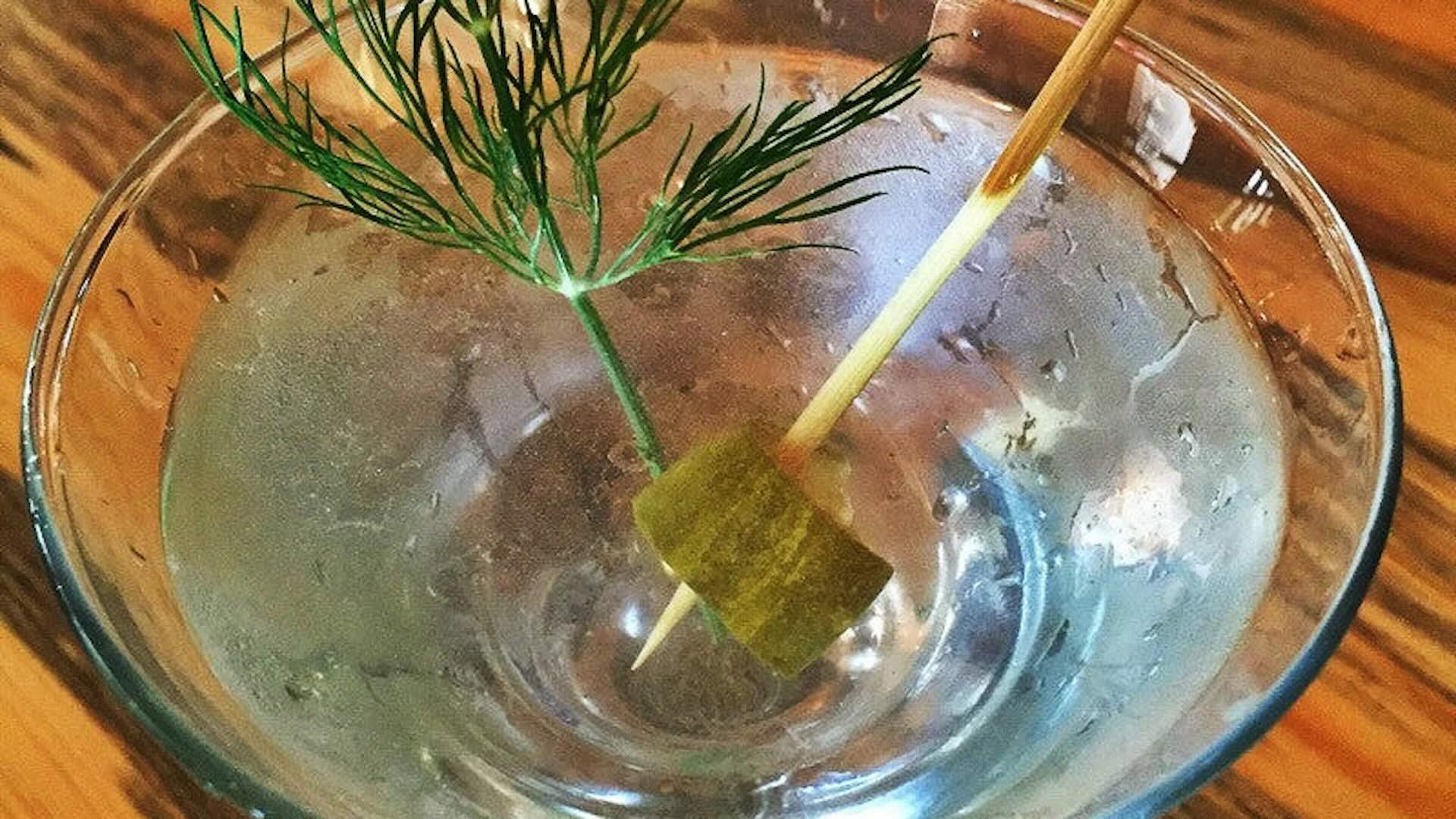 dill-pickle-martini-recipe
