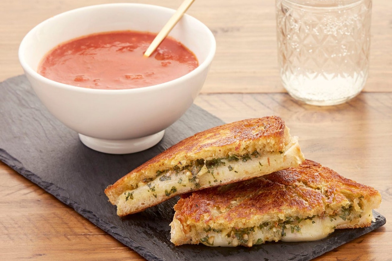 pesto-grilled-cheese-sandwich-recipe