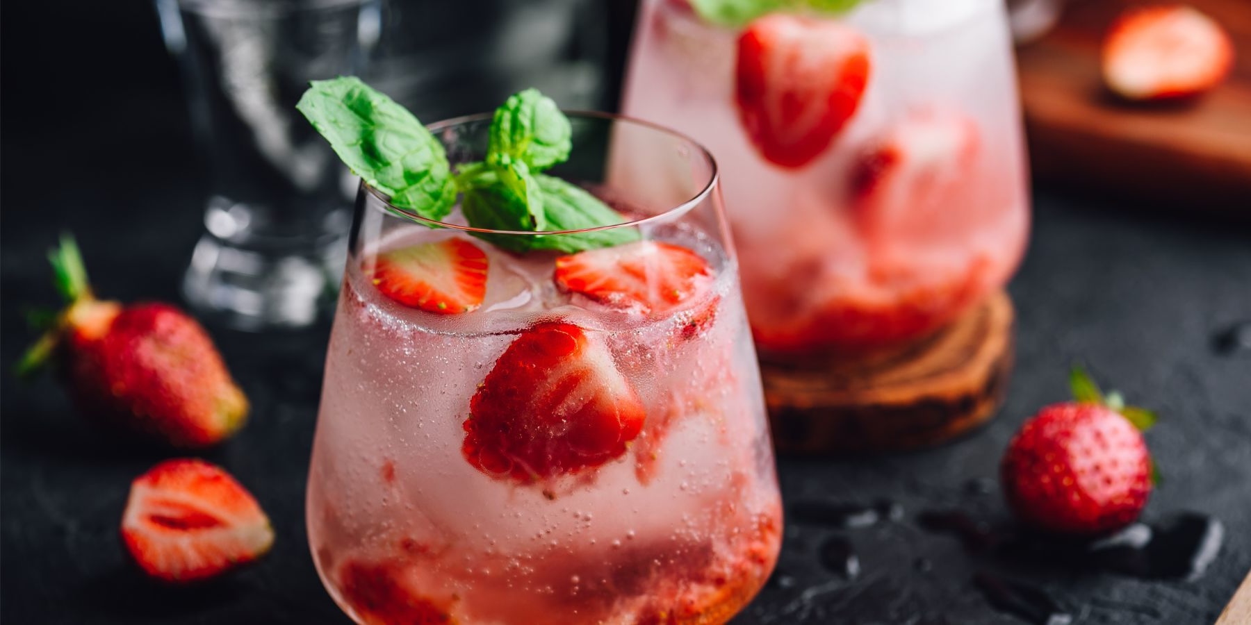 strawberry-gin-cocktail-recipe