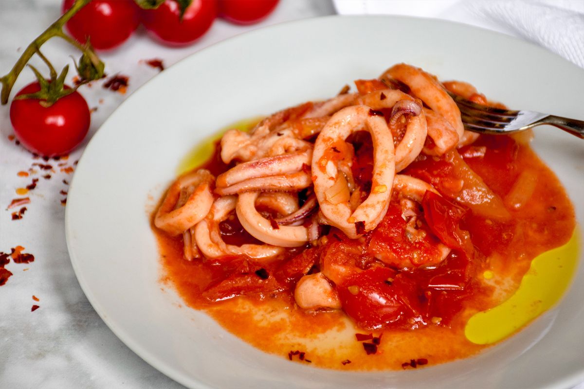 calamari-with-tomato-sauce-recipe